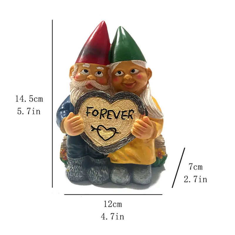 Dwarf Couple Love Sculptures (1pc)
