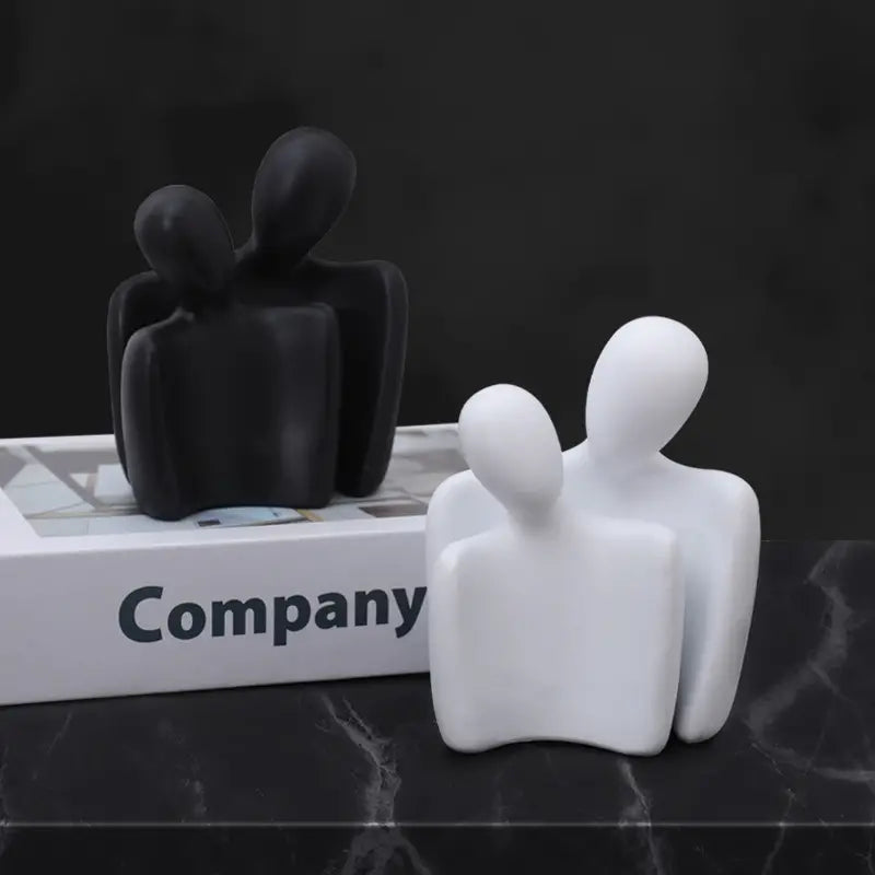 Nordic Style Resin Abstract Couple Sculptures (2pcs Set)